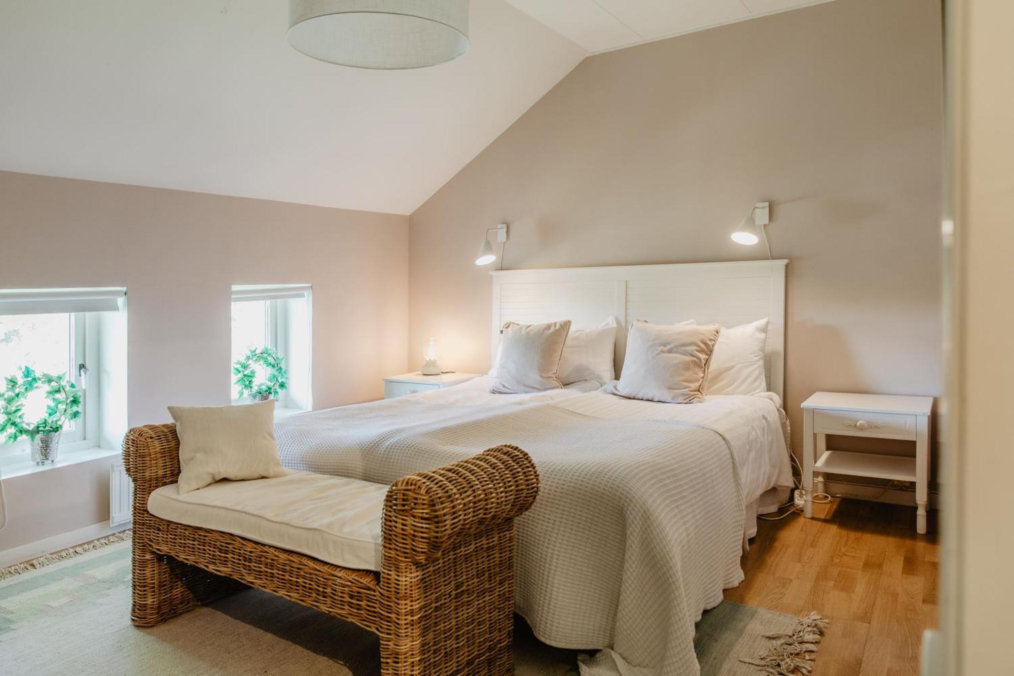 Slottsparken Motel Хускварна Екстериор снимка